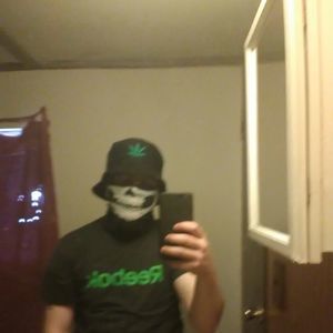 Meet your Posher, Mack